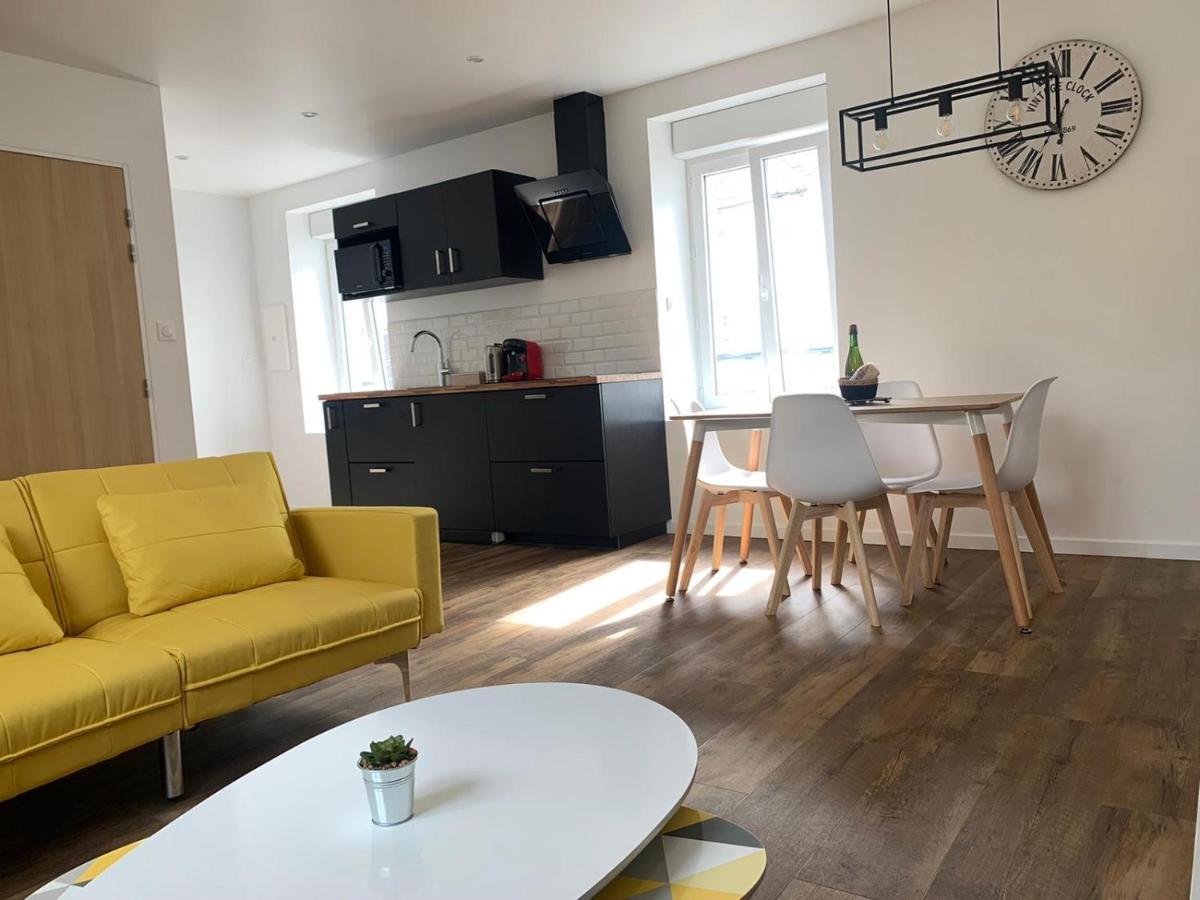 Appartement Calme Et Chaleureux กงการ์โน ภายนอก รูปภาพ